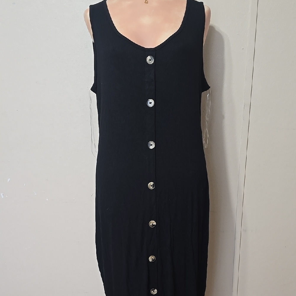 Black Button-Down Sleeveless Dress